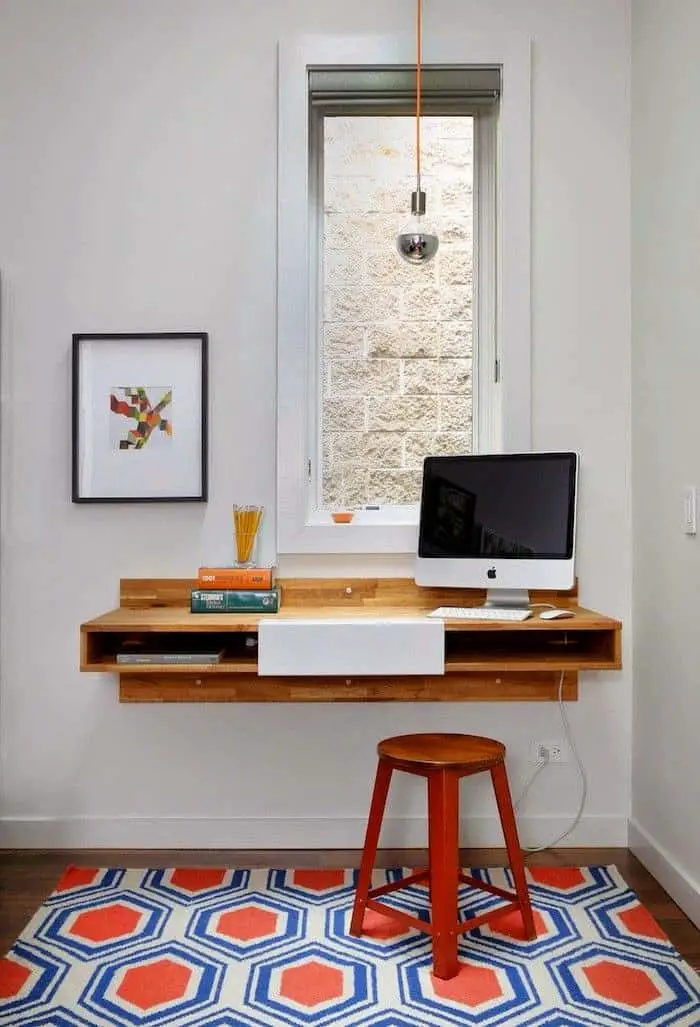 Simple Storage Floating Desk