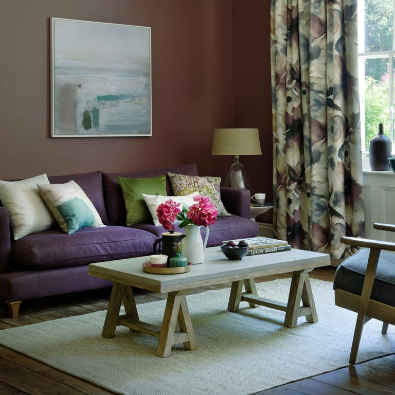 11 Room Decorating Colors That Go With Purple | UnAssaggio