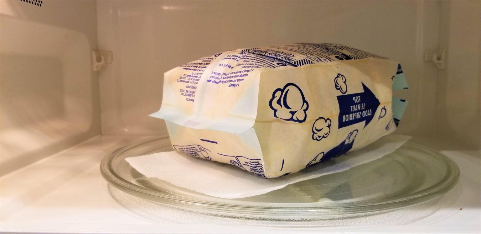 The Best (And Healthiest) Microwave Popcorn Brands For 2021