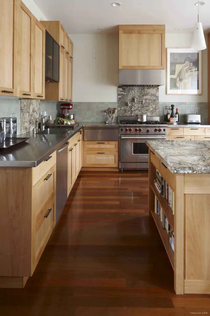 Plain Kitchen Interior