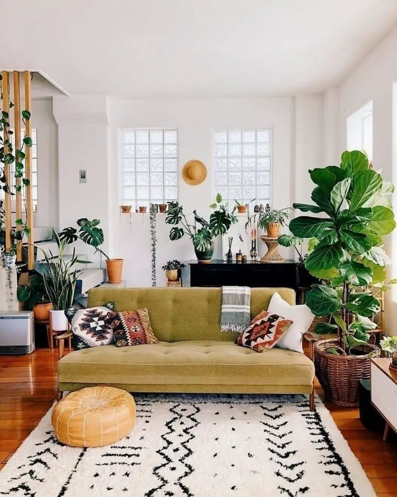 Trendy Greenery Living Room